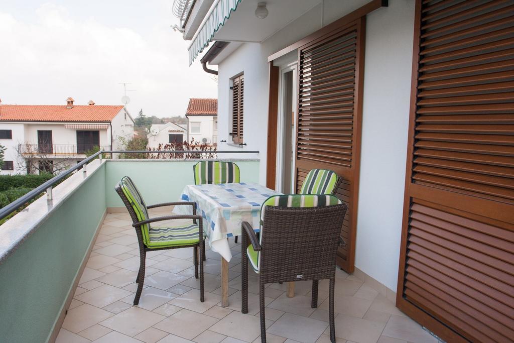 Apartments Silvia Пореч Екстер'єр фото