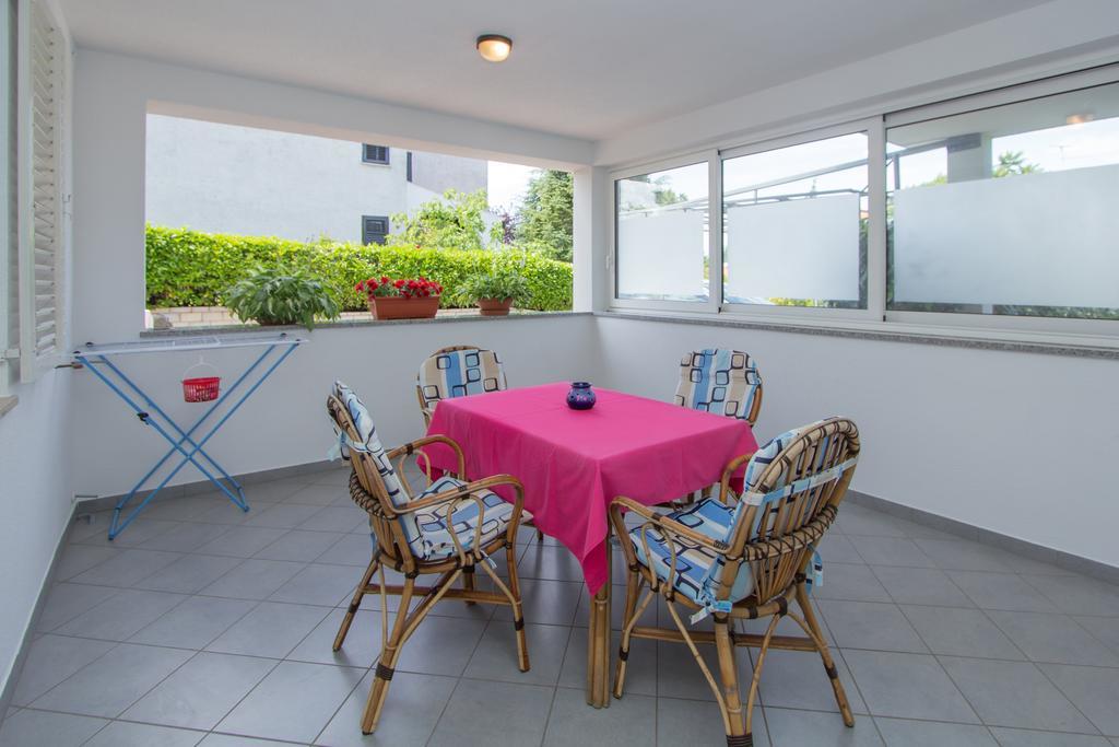 Apartments Silvia Пореч Екстер'єр фото